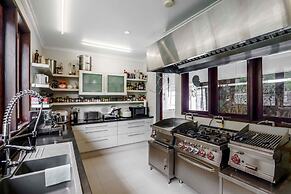 Villa Eden Roc by Alfred in Bali - Luxury Beachfront 3BR Villa With In