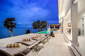 Villa Eden Roc by Alfred in Bali - Luxury Beachfront 3BR Villa With In