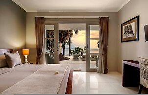 Villa Eden Roc by Alfred in Bali - Luxury Beachfront 3BR Villa With In