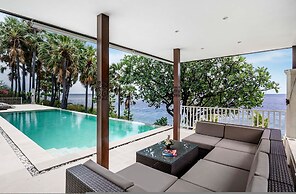 Villa Eden Roc by Alfred in Bali - Luxury Beachfront 3BR Villa With In