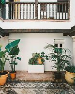 Alhambra Townhouse in Granada