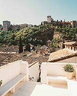Alhambra Townhouse in Granada