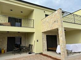 Holiday Homes Basilica