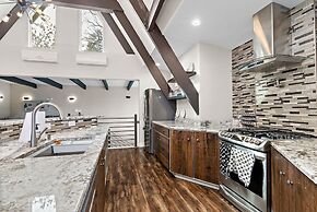 Unique 4br Into The Woods Fire Pit 4 Bedroom Home