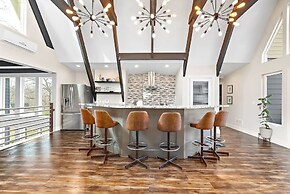 Unique 4br Into The Woods Fire Pit 4 Bedroom Home