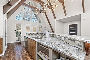 Unique 4br Into The Woods Fire Pit 4 Bedroom Home