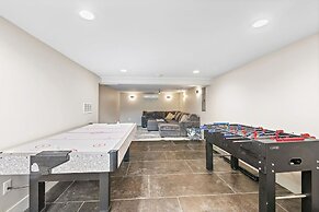 Unique 4br Into The Woods Fire Pit 4 Bedroom Home