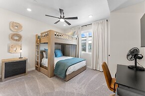 Some Like It Haute 2 Bedroom Condo