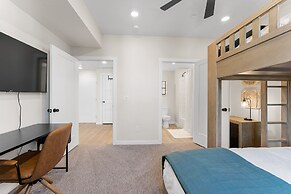 Some Like It Haute 2 Bedroom Condo