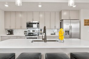 Some Like It Haute 2 Bedroom Condo