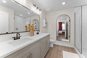 Some Like It Haute 2 Bedroom Condo