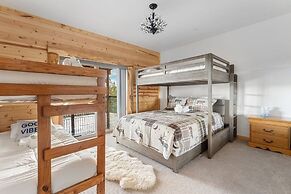 59 - Eagles Peak Lodge 4 Bedroom Home