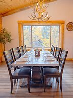 59 - Eagles Peak Lodge 4 Bedroom Home