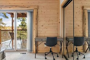 59 - Eagles Peak Lodge 4 Bedroom Home