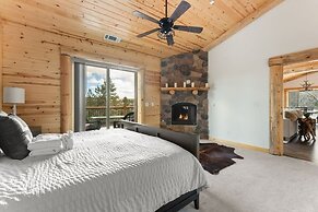 59 - Eagles Peak Lodge 4 Bedroom Home