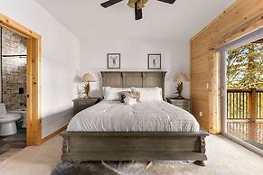 59 - Eagles Peak Lodge 4 Bedroom Home