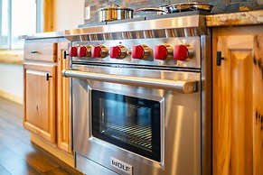 59 - Eagles Peak Lodge 4 Bedroom Home