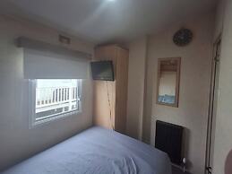 3-bed Caravan, Sleeps 8, Pool & Beach