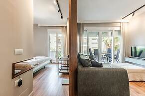 Luxury Seaview Apartment Free Parking