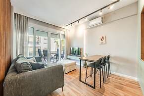 Luxury Seaview Apartment Free Parking