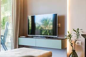 Luxury Seaview Apartment Free Parking