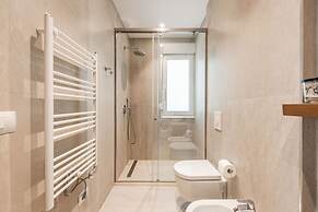 Luxury Seaview Apartment Free Parking