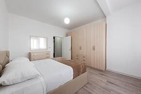 City Escape Apartment