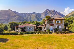 Siar The Large Villa