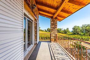 Siar The Large Villa