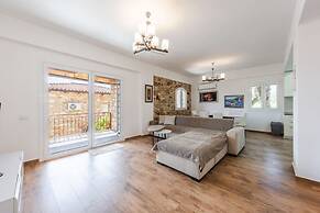 Siar The Large Villa