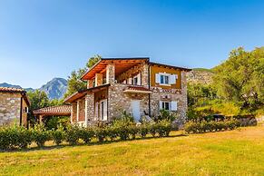 Siar The Large Villa