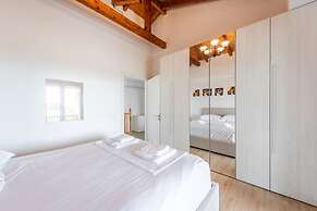 Siar The Large Villa