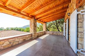 Siar The Large Villa