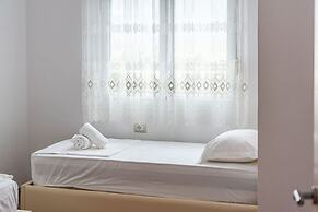 Hometown Apartment in Gjirokaster