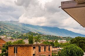 Hometown Apartment in Gjirokaster