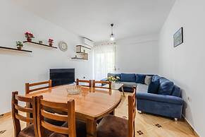 Harbor Hideaway Apartment