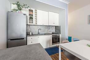 Aqua Vista Apartment