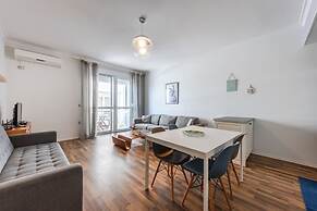 Aqua Vista Apartment