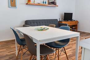 Aqua Vista Apartment