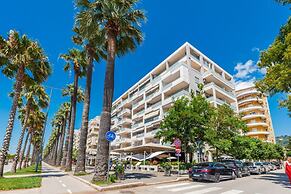 Naos Beach Apartment