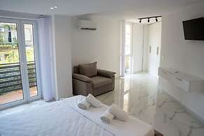 The City Charm Duplex