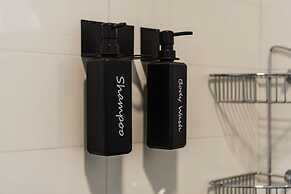 Exclusive Lake Villa