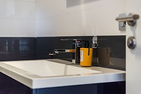 Exclusive Lake Villa