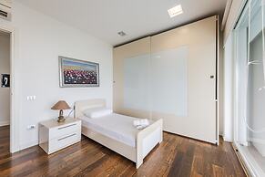 Exclusive Lake Villa