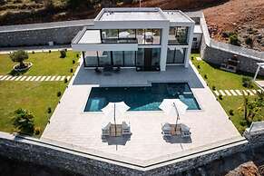 The Panoramic Villa in Shkod r