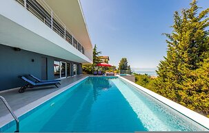 Sunrise The Twin Villa