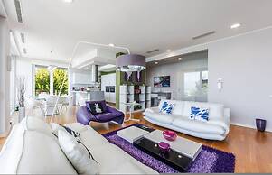 Sunrise The Twin Villa