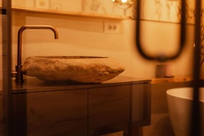 The Luxury Garden Apartment