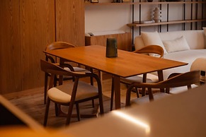 The Luxury Garden Apartment