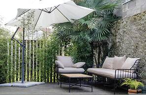 The Luxury Garden Apartment